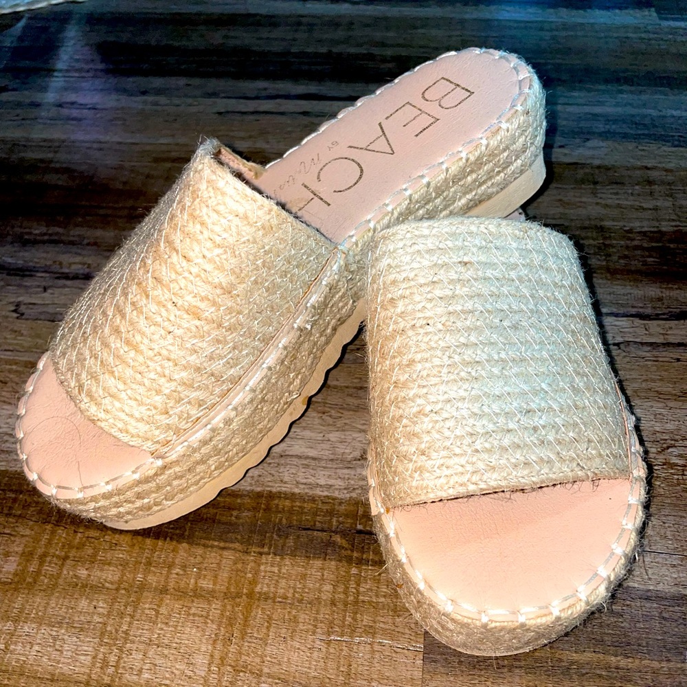 Coconuts by Matisse Del Mar platform slides